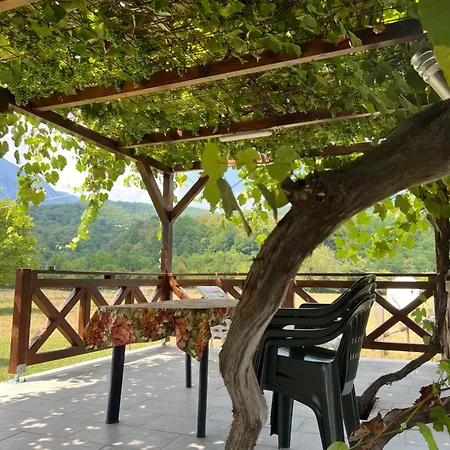 Ferienhaus Domacinstvo Paprica Tjentiste Foca