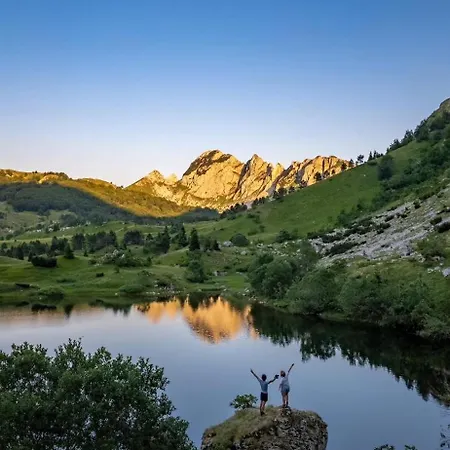 Domacinstvo Paprica Tjentiste Foca